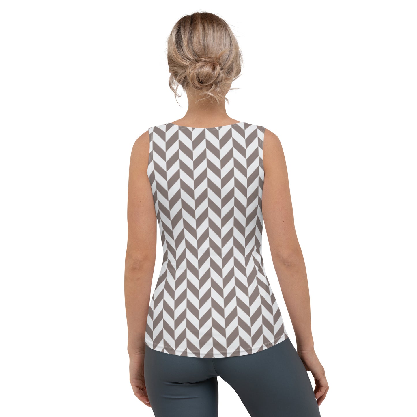 Smooth and Stretchy Tank Top for a Causal Day or Active Training