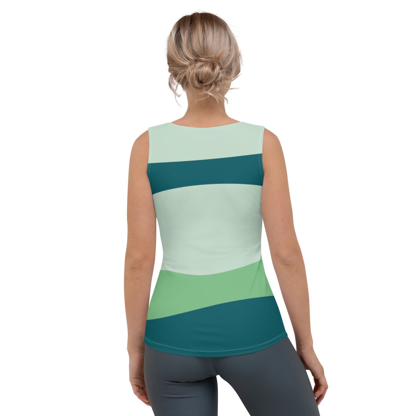 Smooth and Stretchy Tank Top for a Causal Day or Active Training